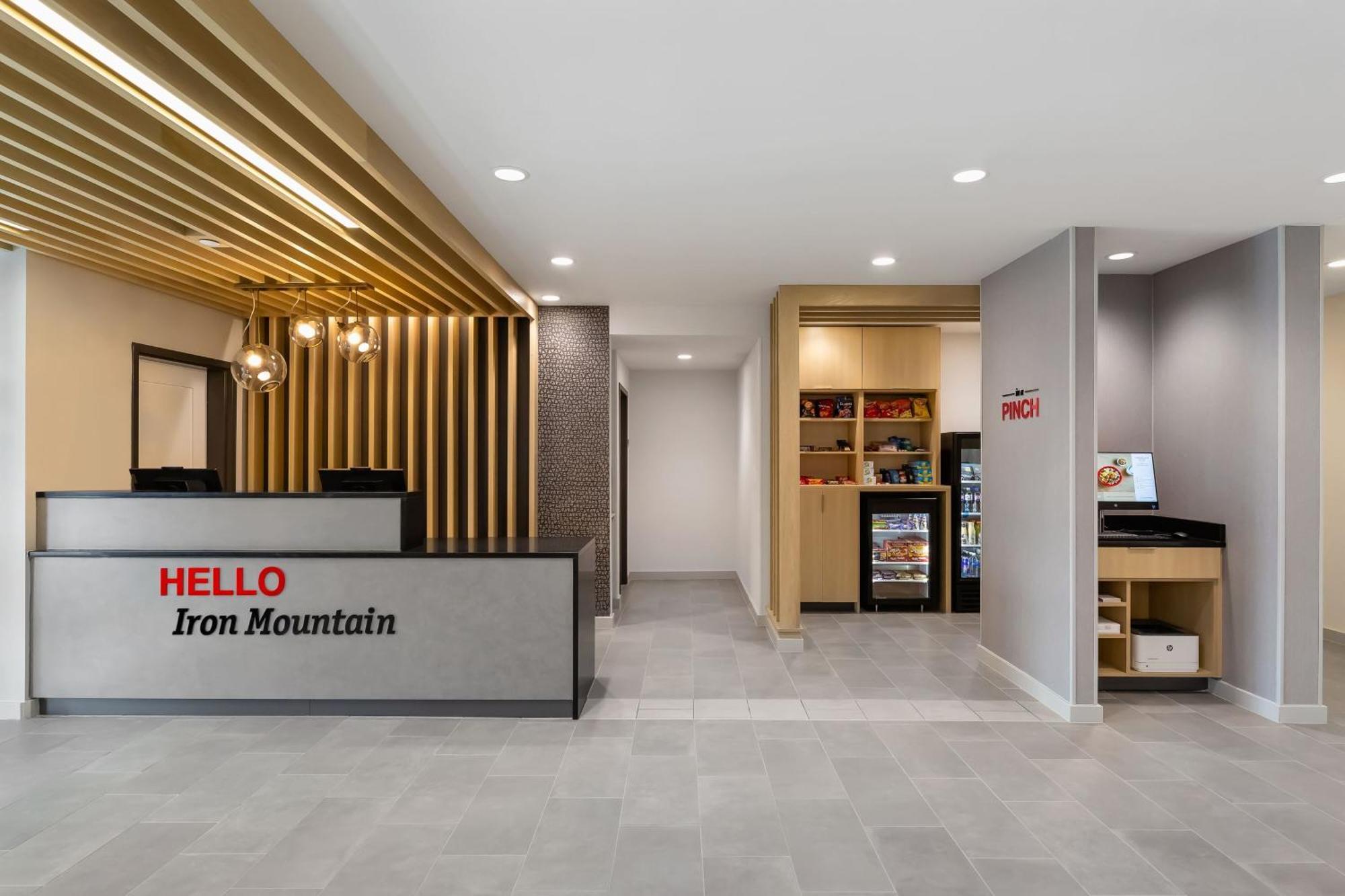 Towneplace Suites By Marriott Iron Mountain Dış mekan fotoğraf